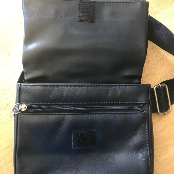 MAXX NY Navy handsfree bag - Picture 2 of 3